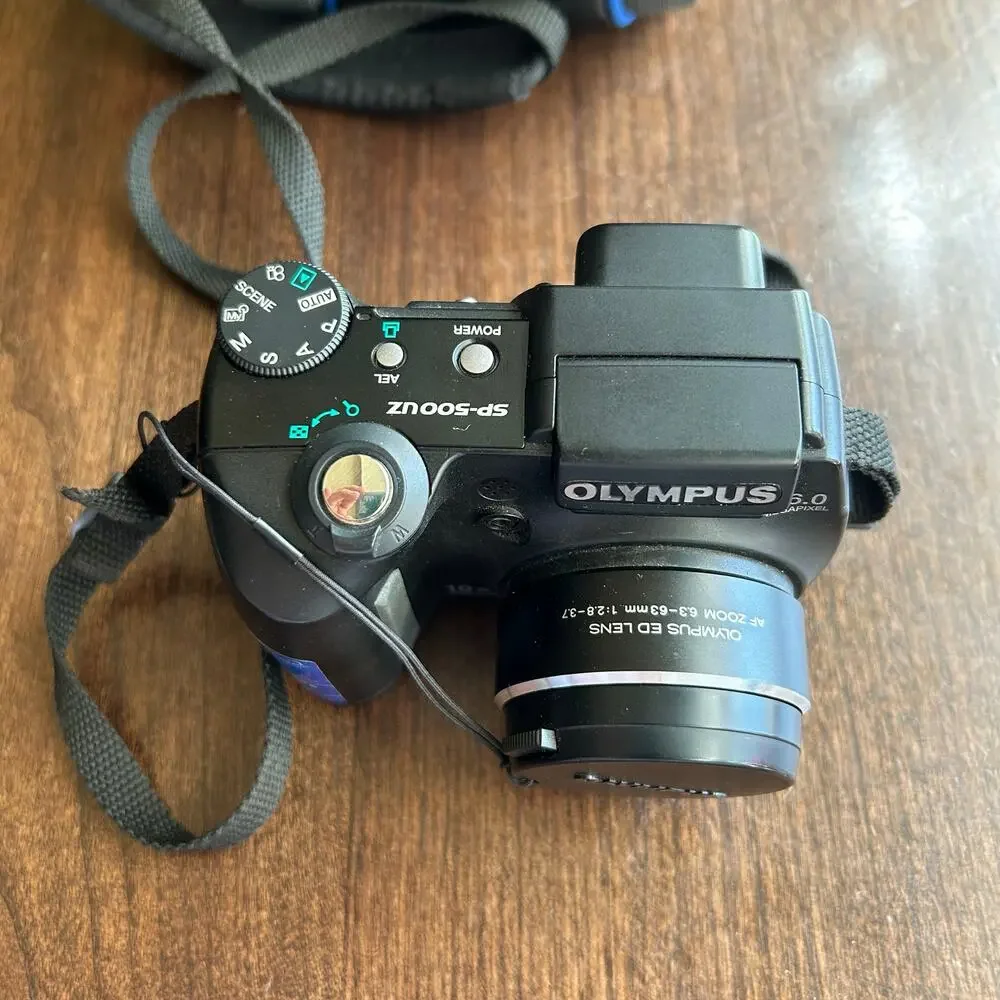 Olympus SP-500 UZ digital camera 10x optical 6.0 mega pixel & 512 MB card tested
